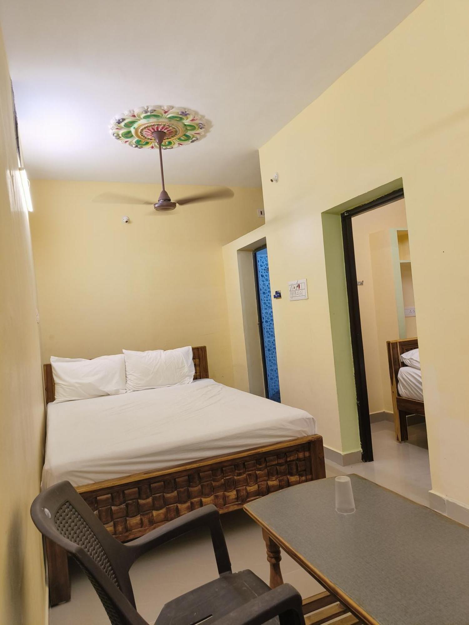 Liya Guest House Tiruvannāmalai Exteriér fotografie